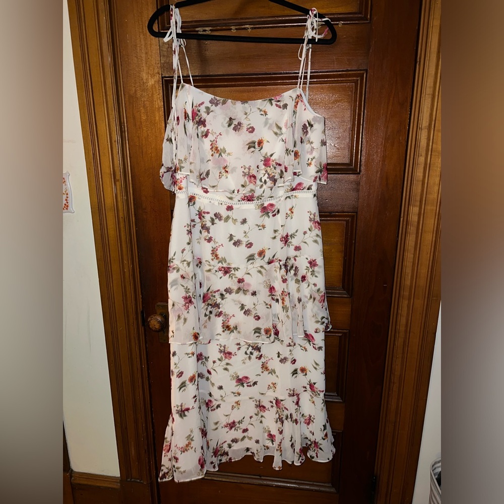 Used floral tiered dress